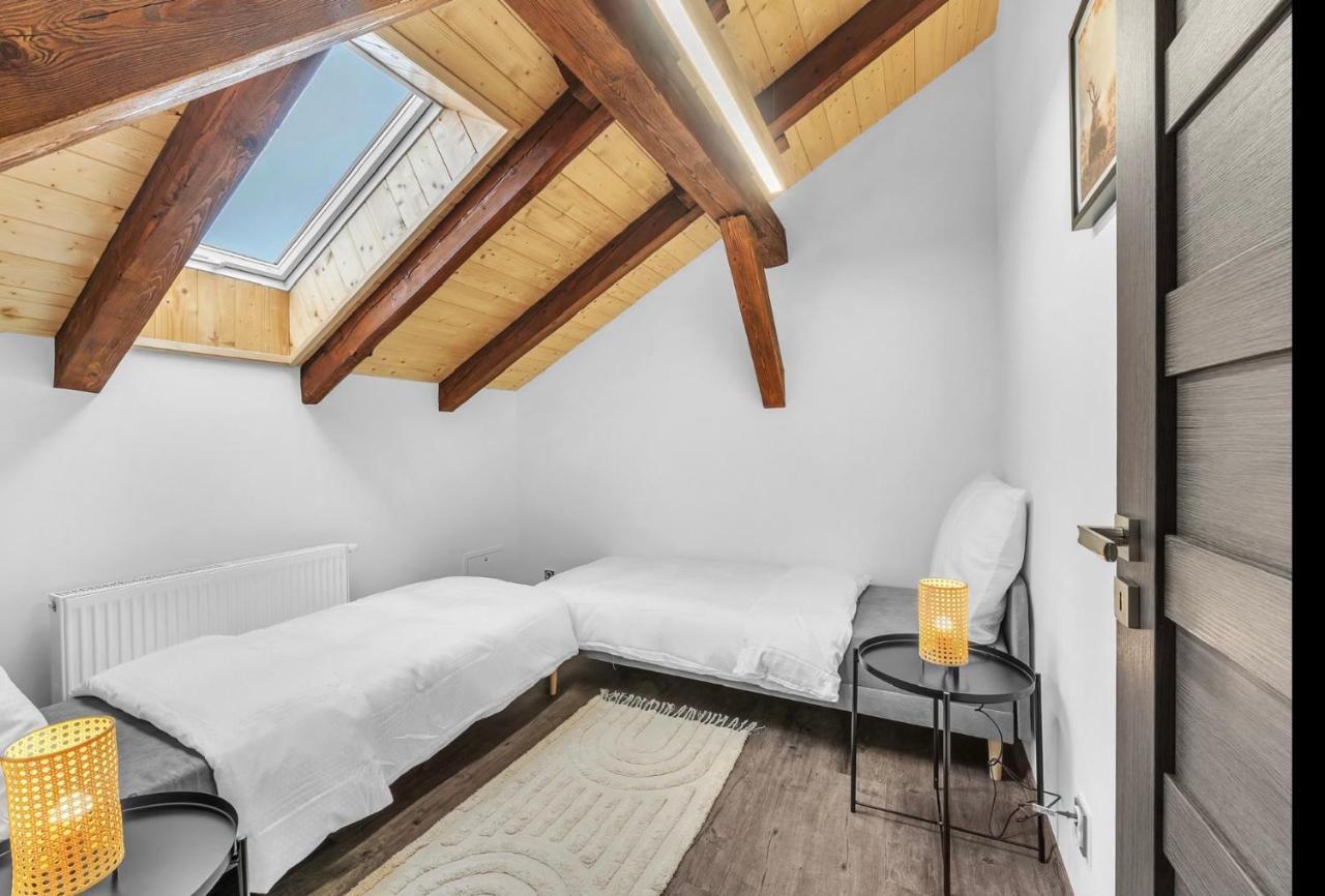 Hotel U Krale Jiriho Stráž pod Ralskem エクステリア 写真