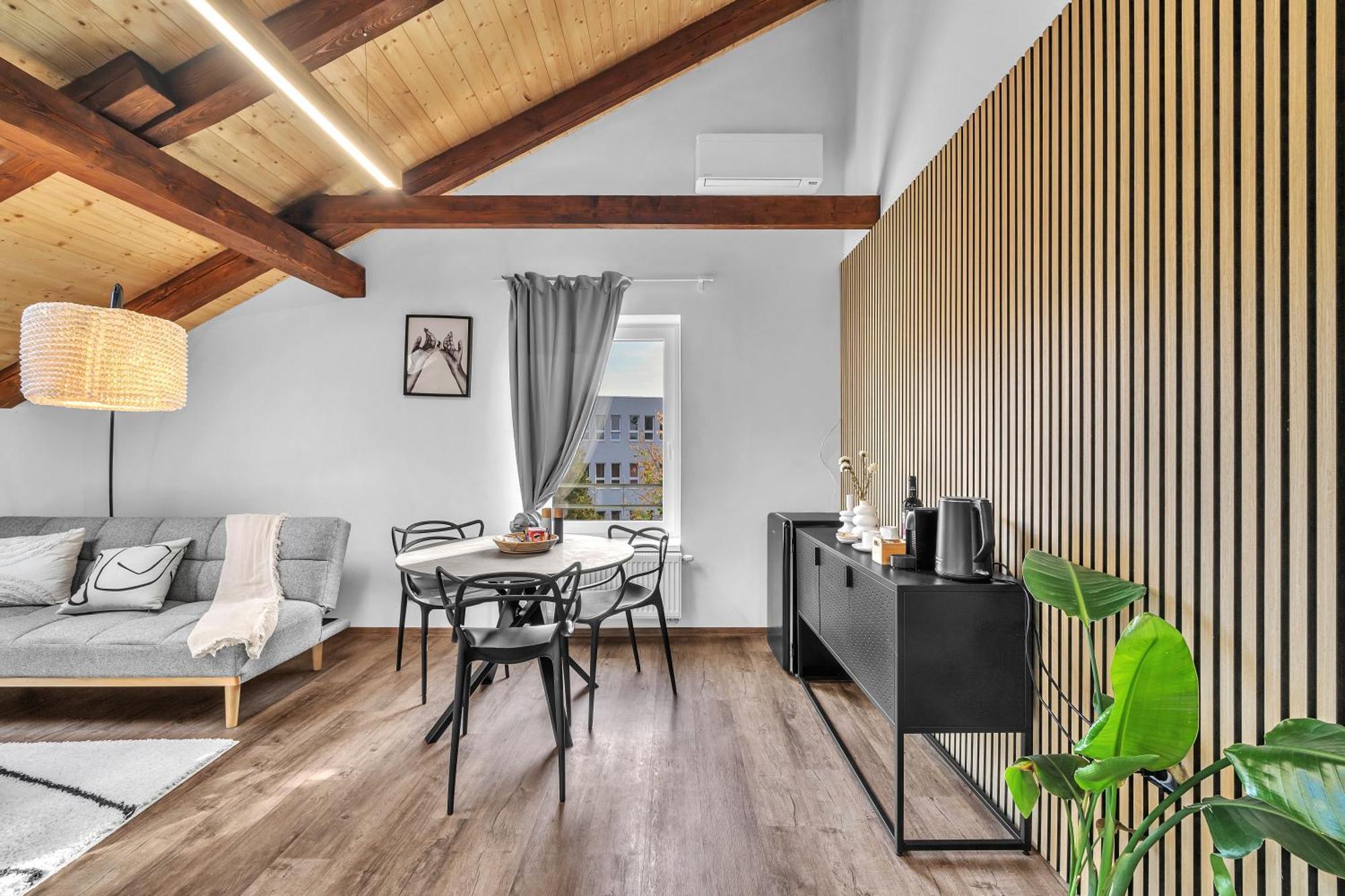 Hotel U Krale Jiriho Stráž pod Ralskem エクステリア 写真
